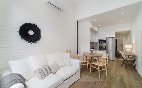 Casa Boma Lisboa - Design Apartment With Private Vegetal Terrace - Lapa VII